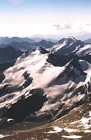 Widok ze żlebu Canaletta, ok. 6600 m
